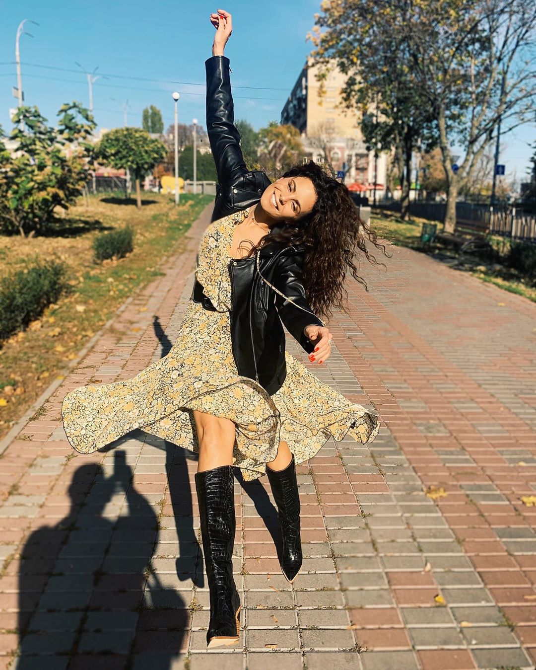 Солодкі дні: Настя Каменських полонила щасливими осінніми фото