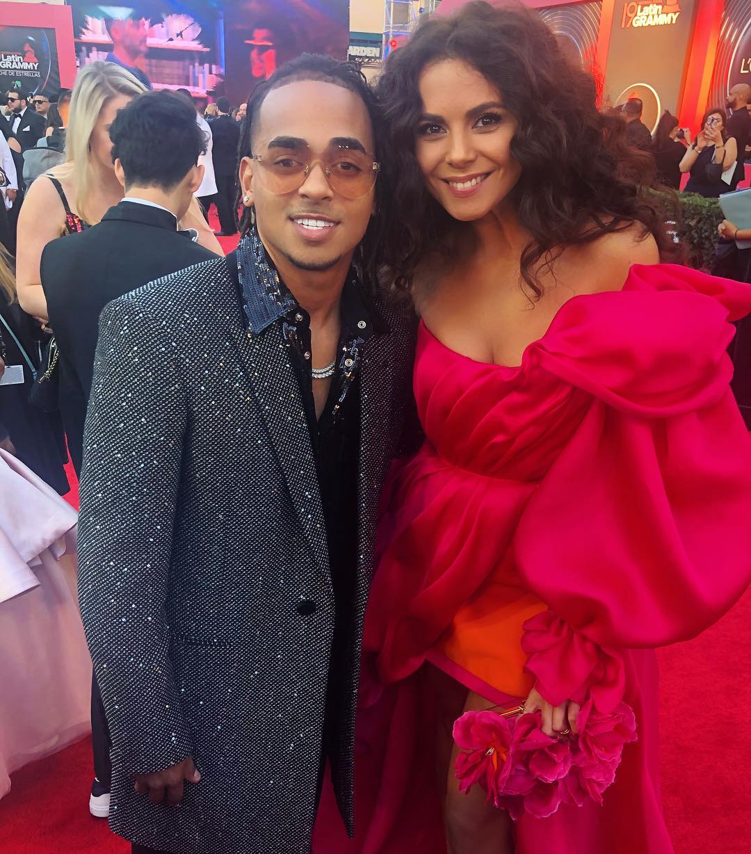 "На фіранки схоже": наряд Каменських викликав неоднозначну реакцію в мережі