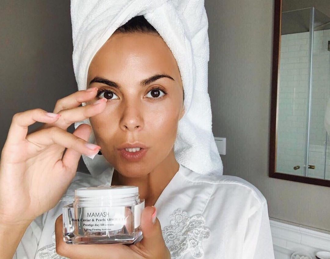 Стильная Настя Каменских очаровала сеть: а где кольцо?