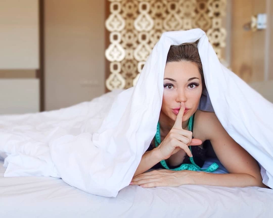 Правила здорового сну, які допоможуть бути стрункою і красивою