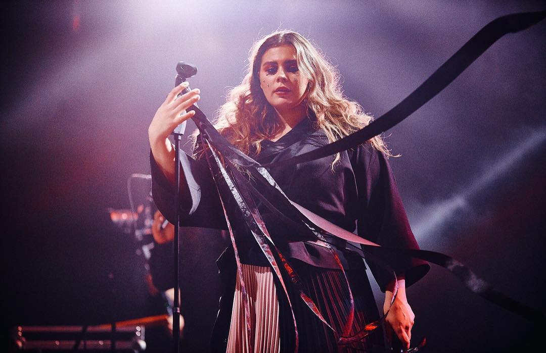 "Це непересічна пісня": KAZKA вперше заспівала англійською