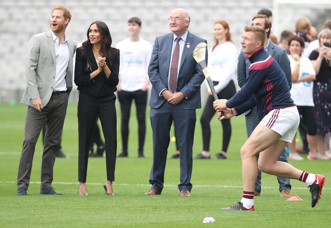 От строгой классики до модных излишеств: как изменился стиль Меган Маркл до и после беременности