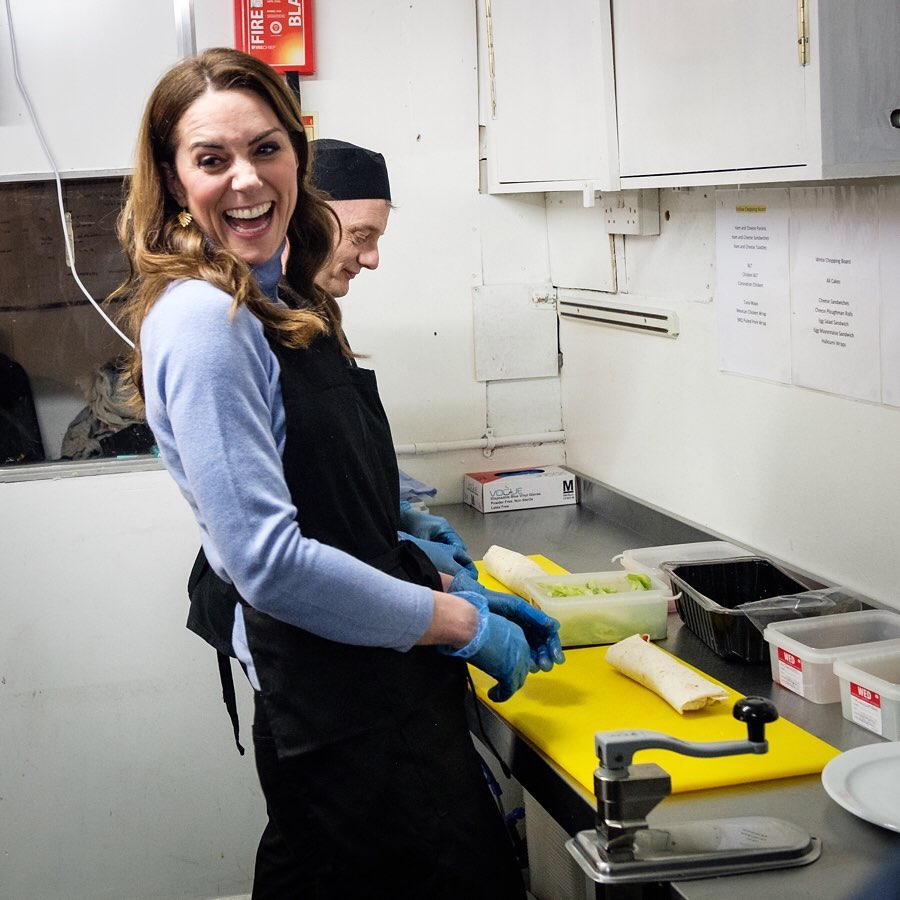 Герцогиня Дуліттл: Кейт Міддлтон умилила дружбою з ламою і козеням