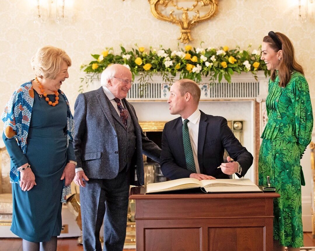 Сукня "Дружини Вампіра": Кейт Міддлтон підкорила Дублін відразу двома total green образами