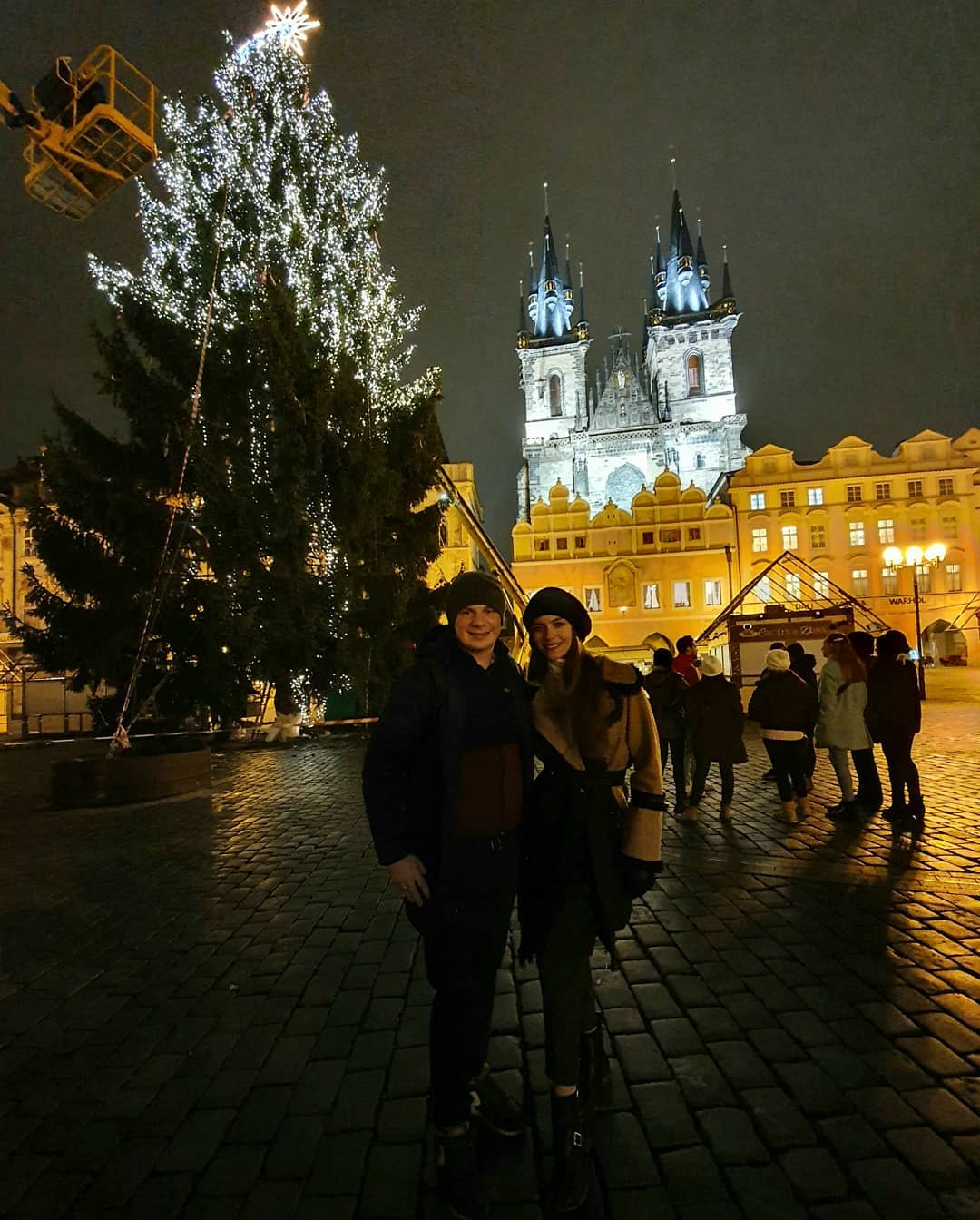 "Супер-день!" Дмитрий Комаров устроил любимой жене яркий сюрприз на день рождения