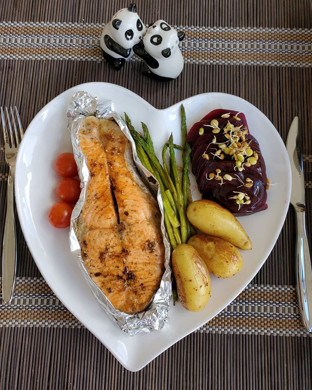 Таку дружину на руках носити: Дмитро Комаров похвалився кулінарним талантом коханої