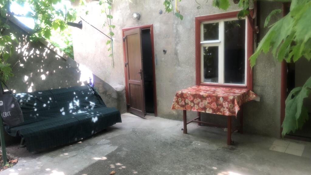 Как выглядит самое бюджетное жилье в Одессе: интерьер просто поражает