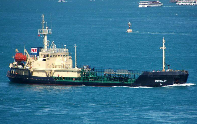 Україна продала два російські танкери за 10,1 млн гривень