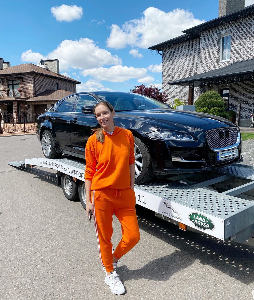 Просто девочка: Катя Осадчая не перестает поражать молодостью без макияжа