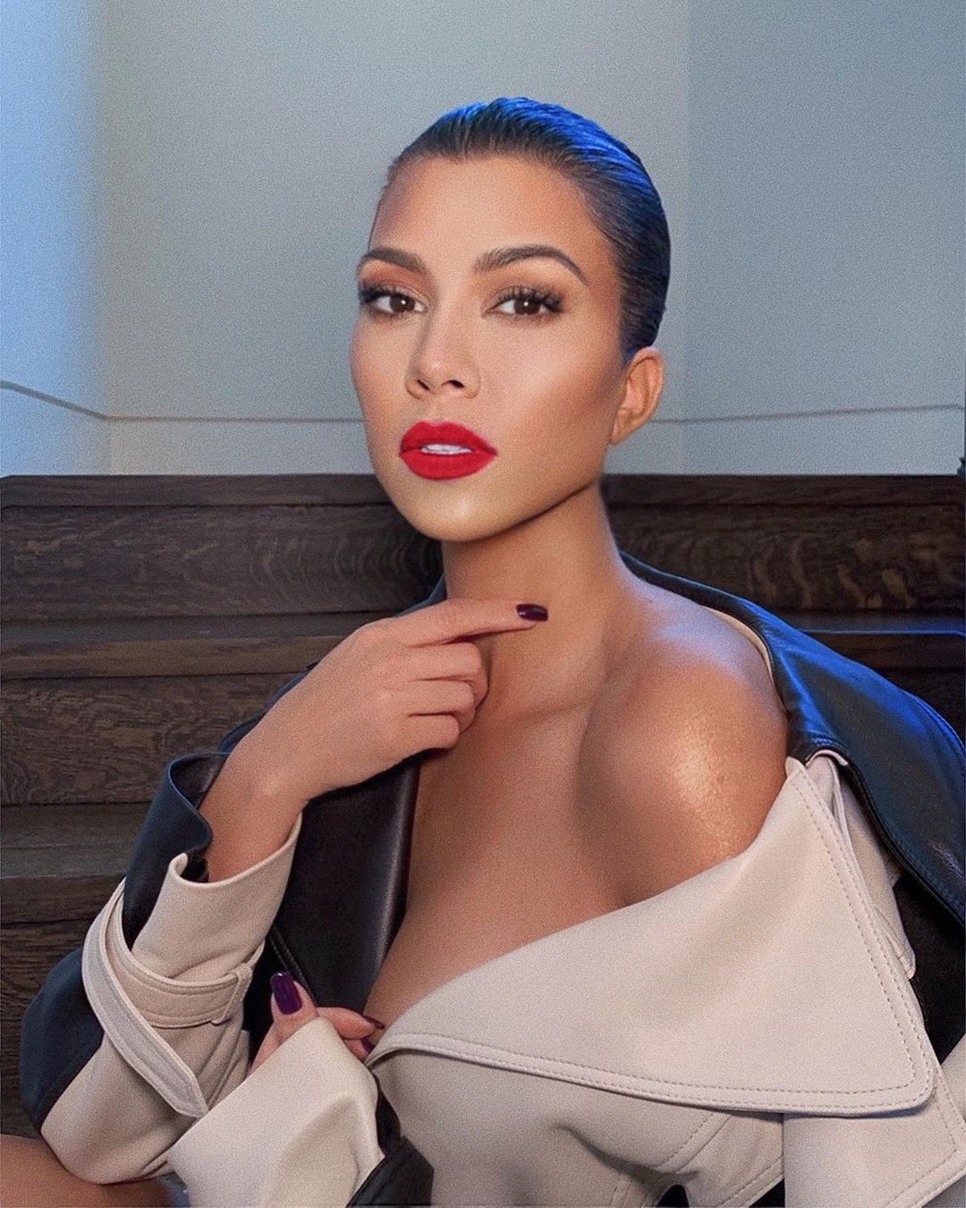 Сімейний портрет: Кортні Кардашян зворушила рідкісним фото з 7-річною донькою та 4-річним сином