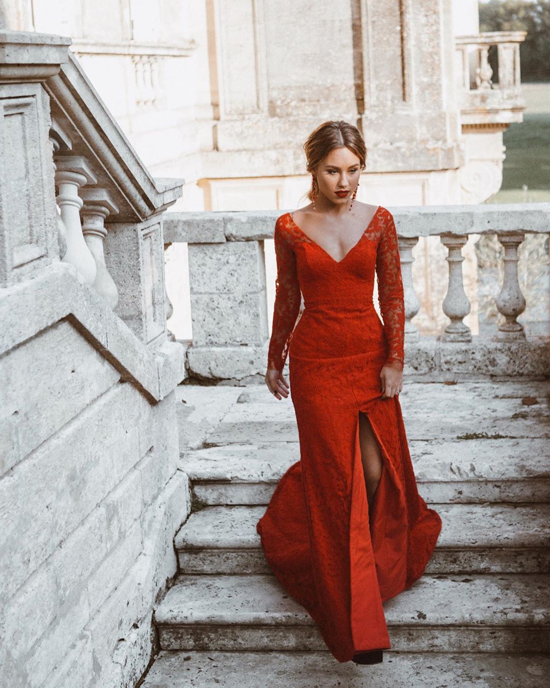 "Идеально сказано": победительница Холостяк 9 в роскошном платье высказалась о любви к себе