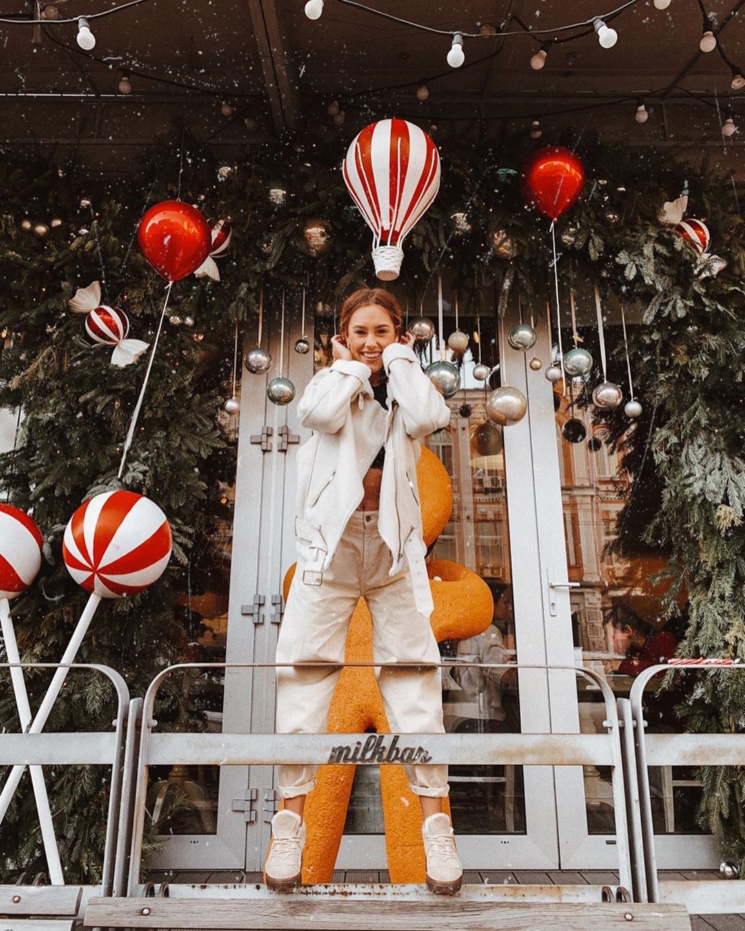 Победительница Холостяк 9 поделилась яркими предновогодними фото