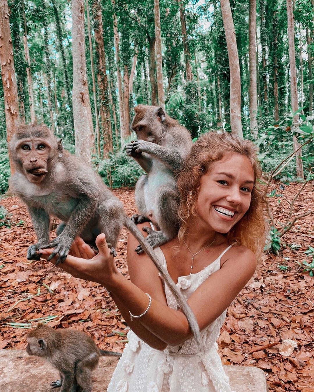 Не припиняйте мріяти: обраниця Холостяка 9 показала магічне місце на Балі