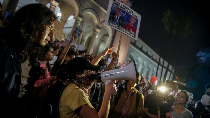 Протести в США: в Лос-Анджелесі затримали 150 мітингувальників