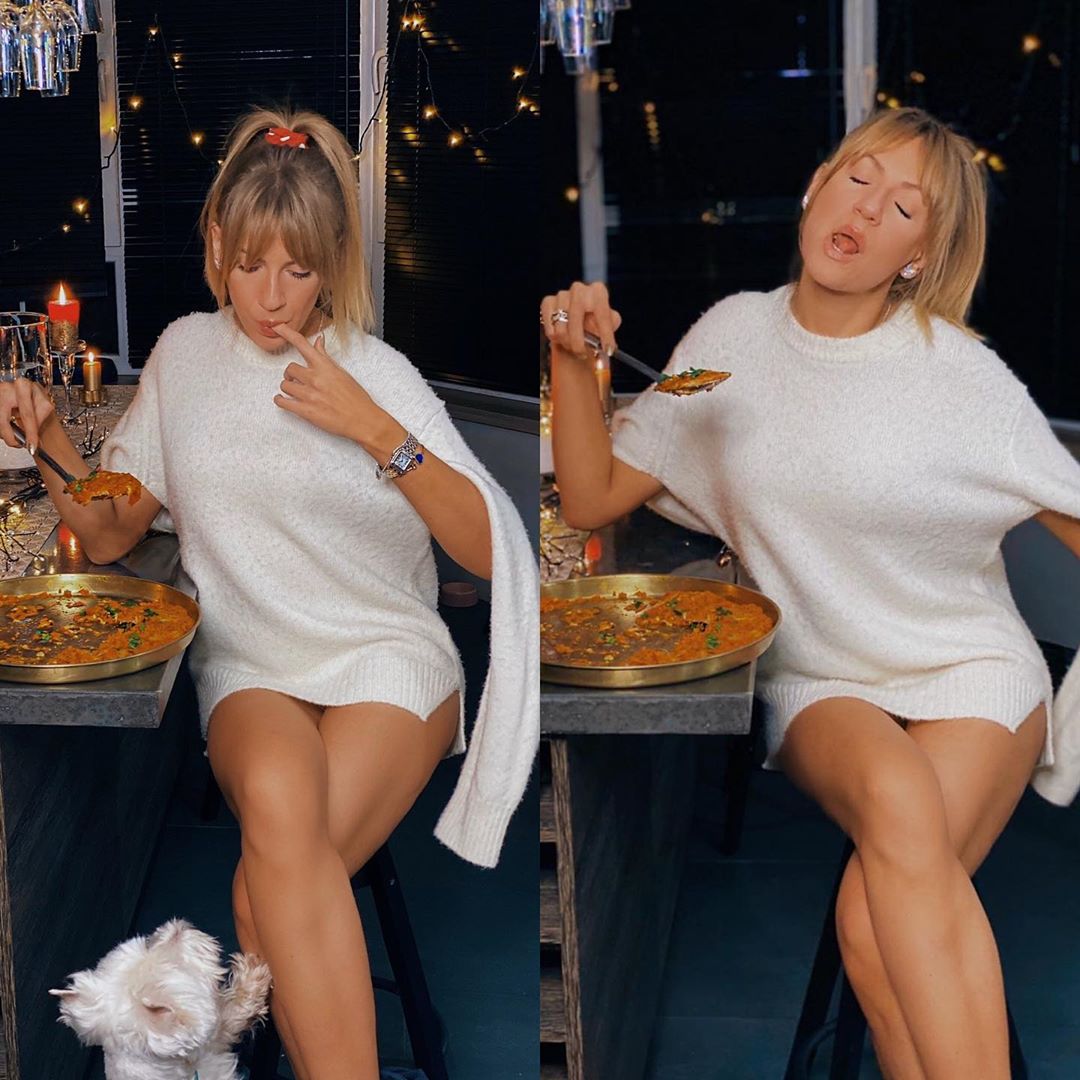 Леся-жрица: Никитюк в одной тунике показала, как доедает остатки новогодней роскоши