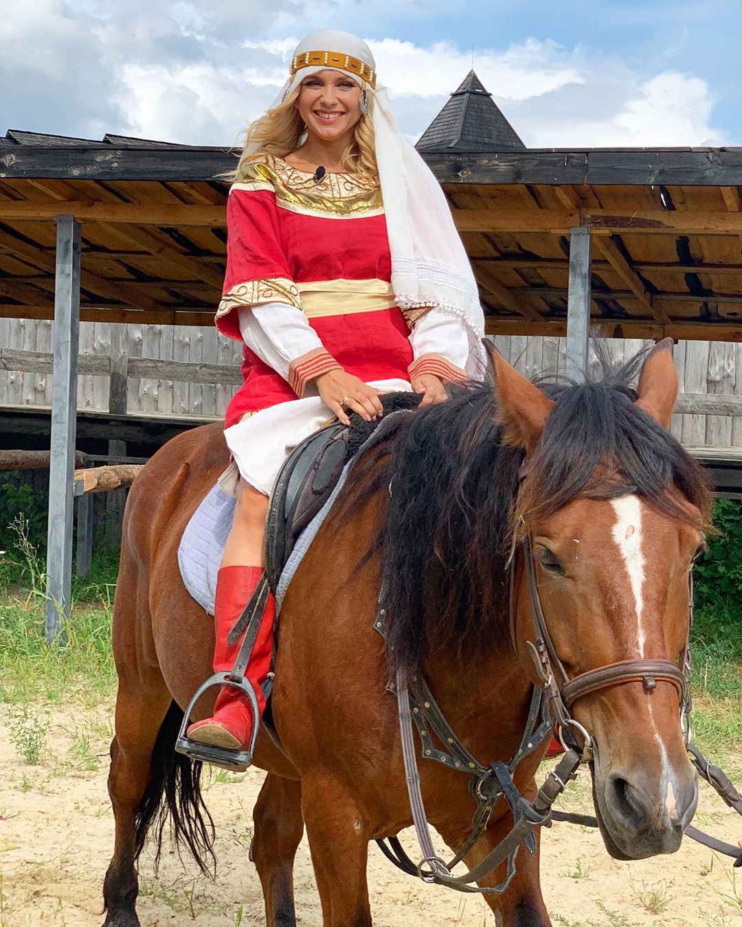 &quot;А вам идет!&quot; Лилия Ребрик удивила перевоплощением в &quot;князиху&quot;