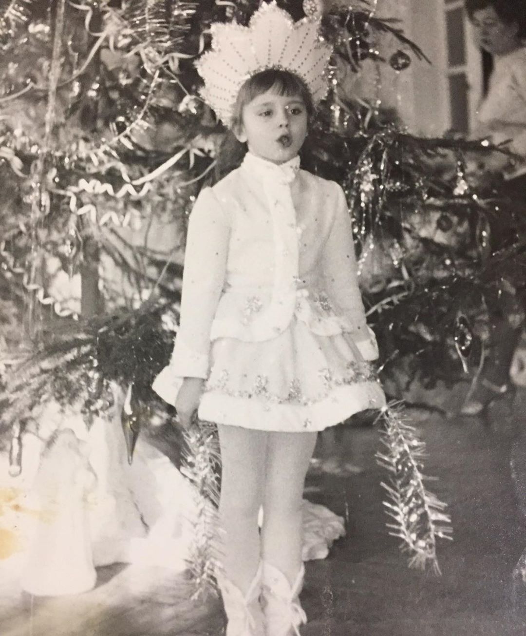 Всю жизнь была Снегурочкой: Лилия Ребрик очаровала архивными новогодними кадрами