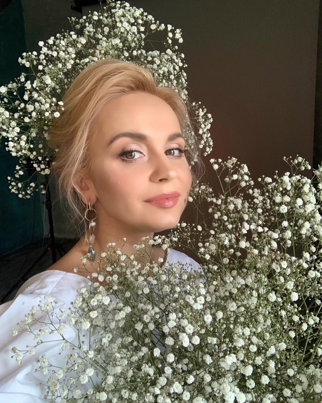 Романтичная Лилия Ребрик