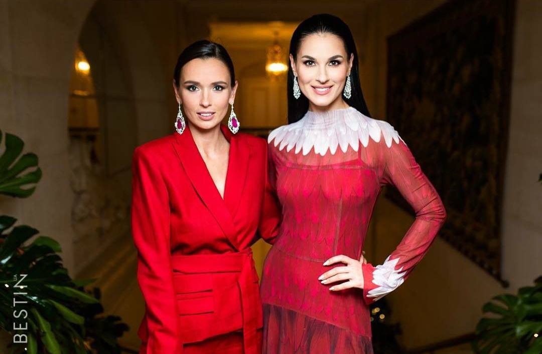 "Як ви схожі": Маша Єфросиніна умилила "весняним" фото з молодшою сестрою Лізою Ющенко