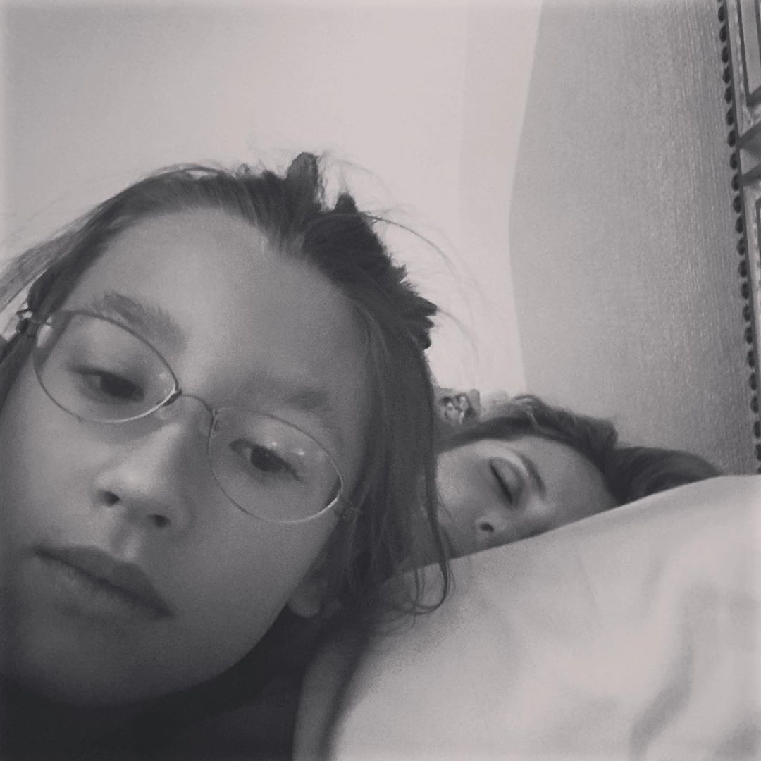 "Мама спить, вона втомилася": дочка Лободи зачарувала милим домашнім фото