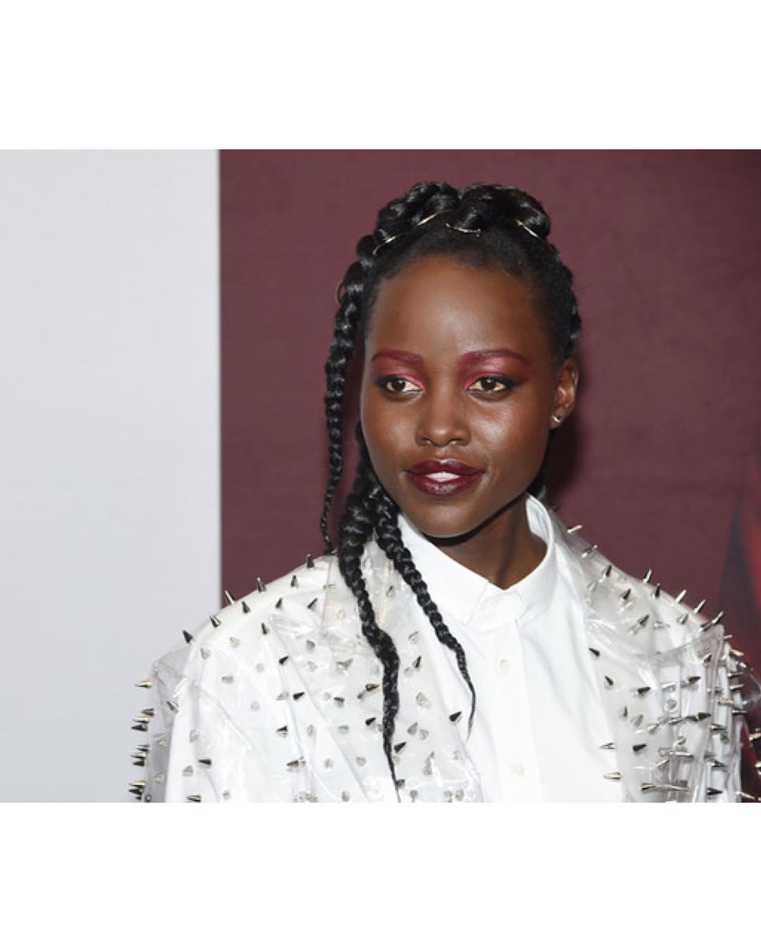 Фантастическая: Люпита Нионго удивила "колючим" образом от Balmain