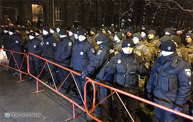 На Банковой произошла потасовка между сторонниками Саакашвили и полицией