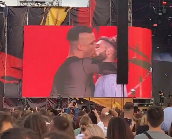 На М1 розповіли, чому вирізали поцілунок MELOVIN з хлопцем з ефіру