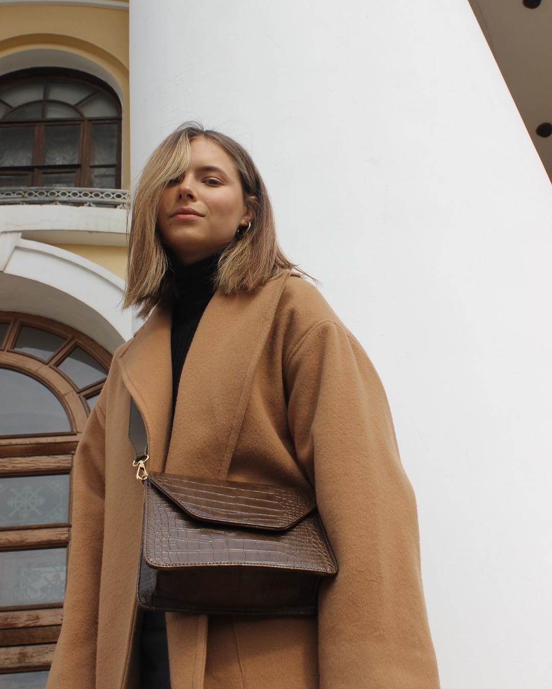 Стильна красуня: дочка Олени Кравець показала трендовий осінній образ