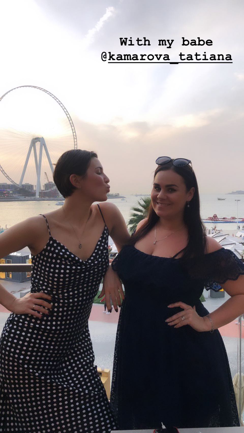 Відпочинок в Дубаї вдався: MARUV захоплює фігурою в нижній білизні (фото)