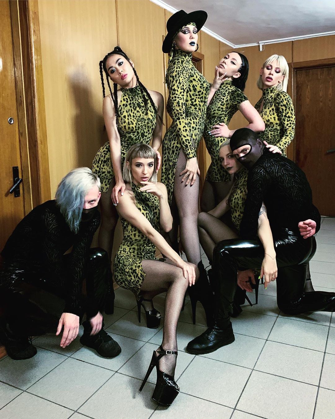 Скандальна MARUV