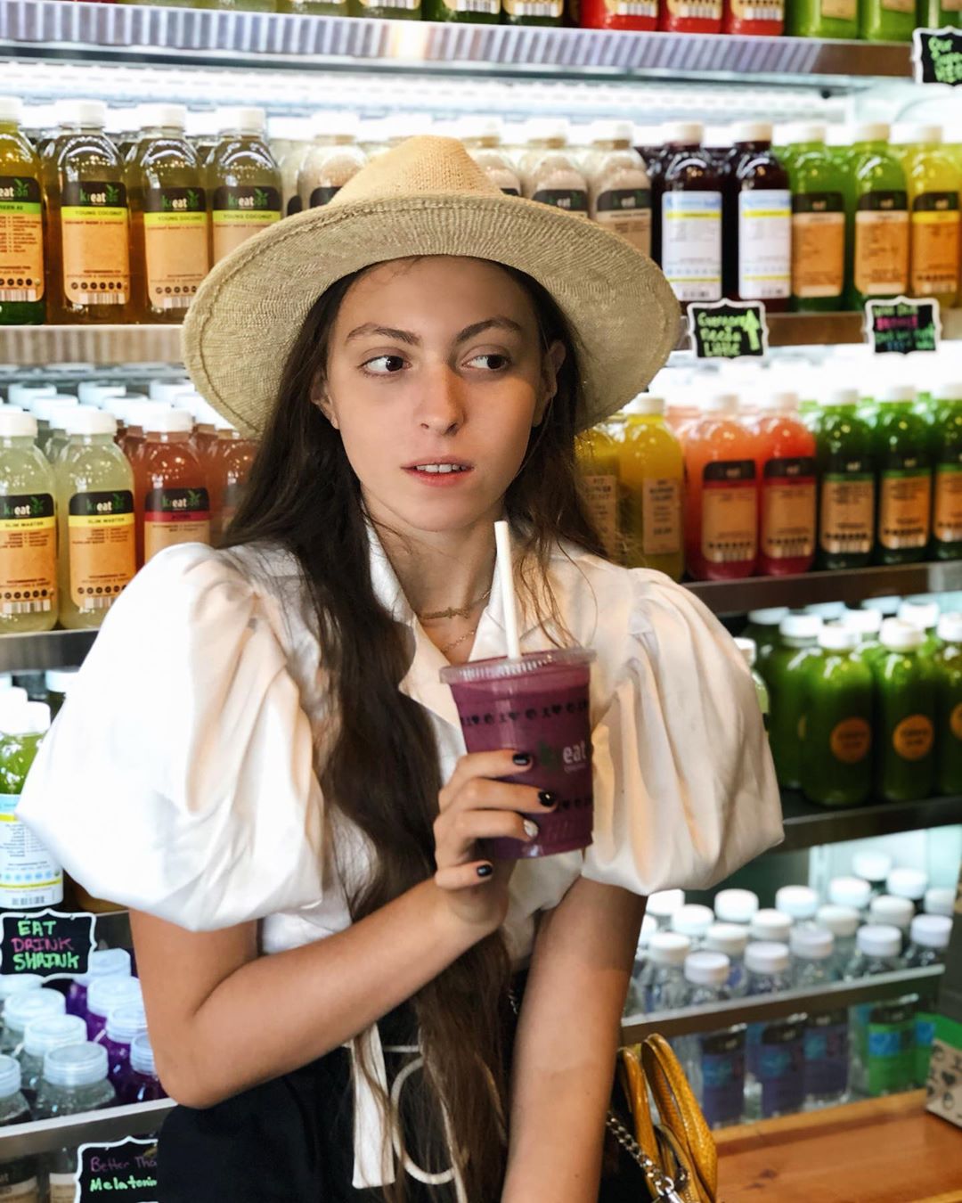 "Королева": дочка Олі Полякової вразила ультрастильним романтичним луком