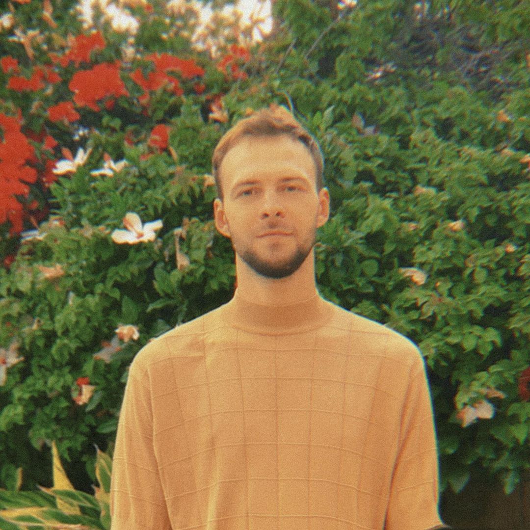 Украинский певец попал в аварию: появились новые подробности