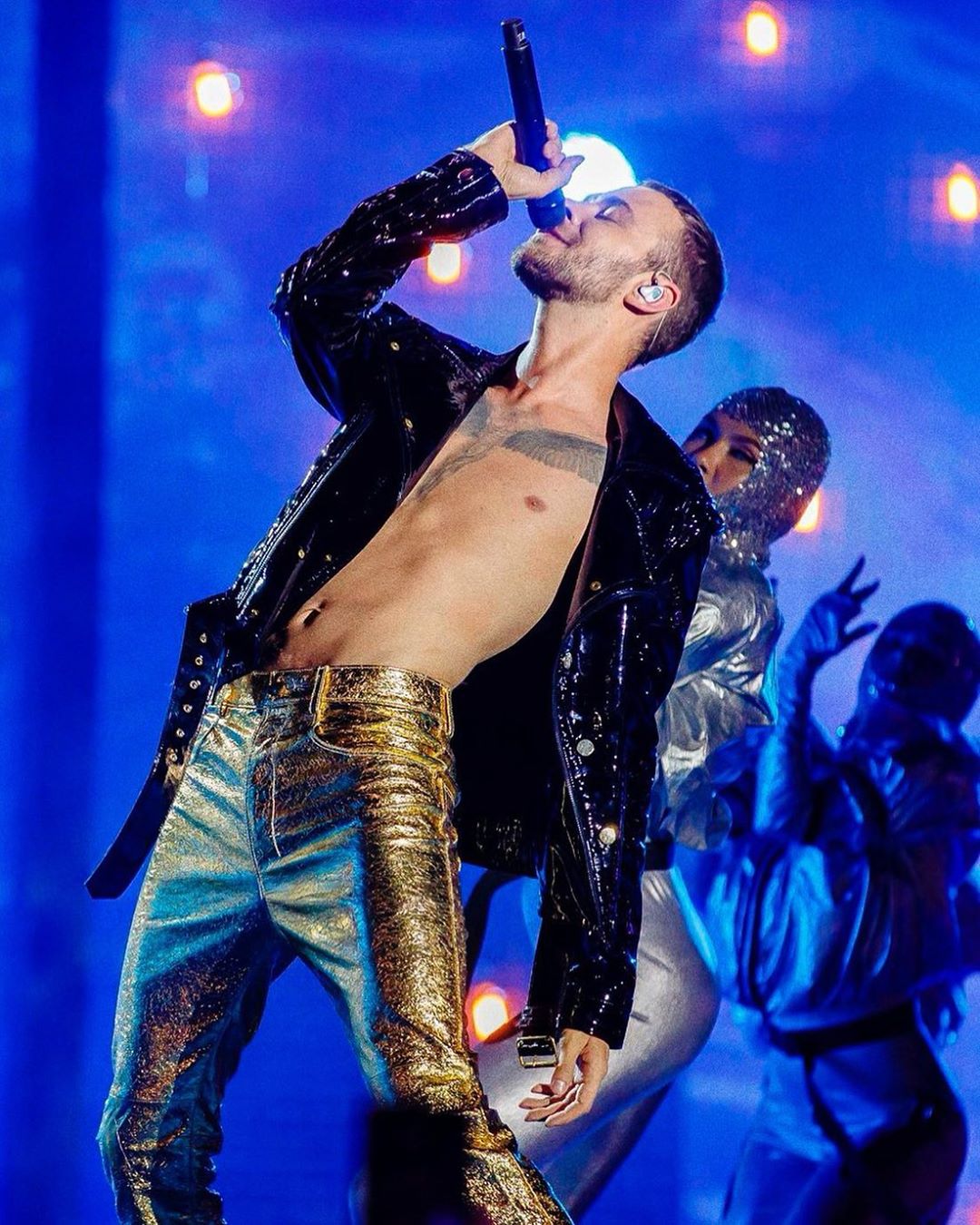 Макс Барских рассказал о разных моментах с назойливыми