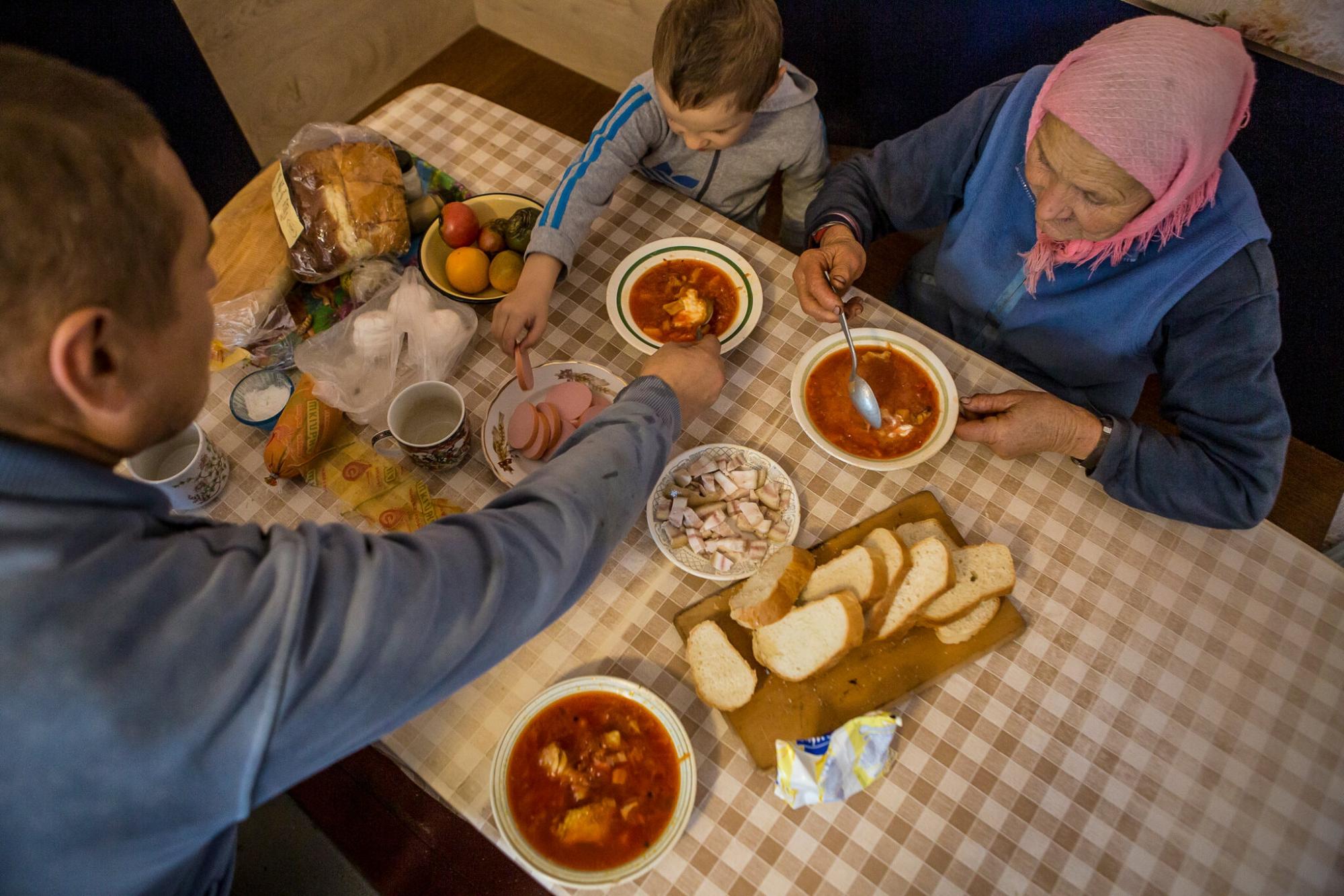 Рецепт борща украинской пенсионерки вышел в New York Times: в чем секрет блюда