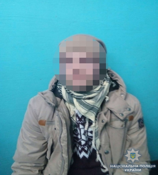 У Києві правоохоронці затримали у метро чоловіка із вибухівкою