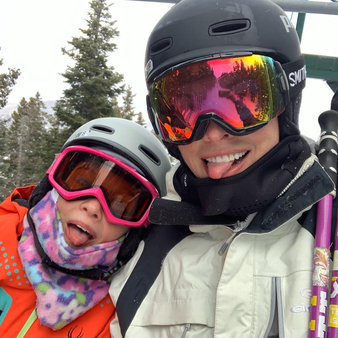 "Чудові діти": Мілла Йовович вразила зворушливими сімейними фото