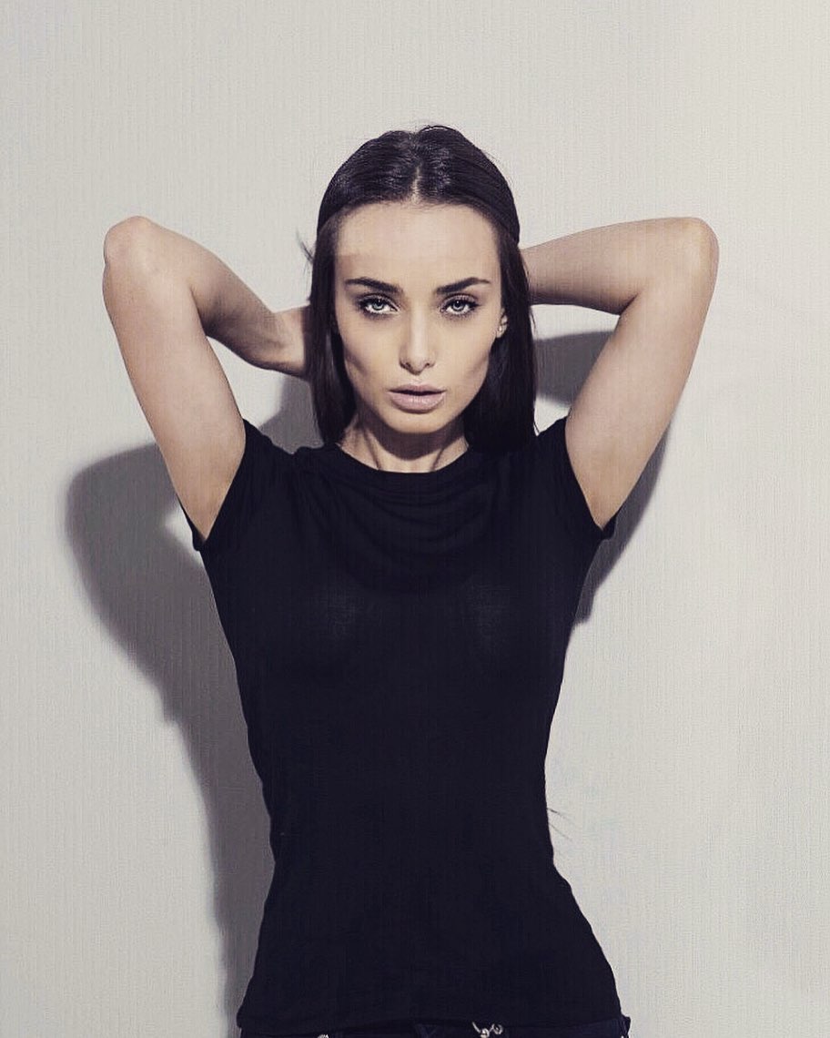 Фаворитка Танцев со звездами 2019 раскрыла секрет своей невероятной формы