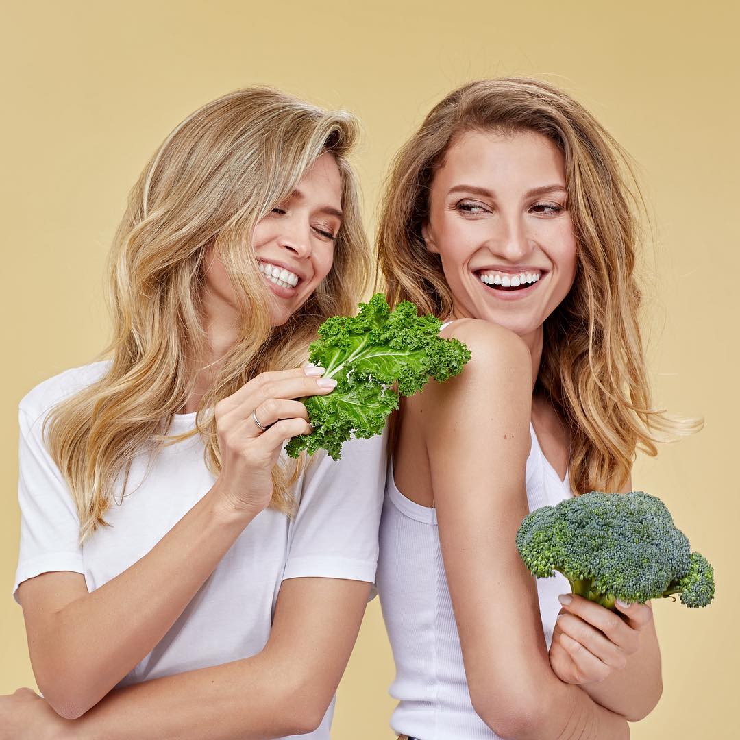 "Богиня брокколі": струнка Віра Брежнєва знялася в незвичайному фотосеті