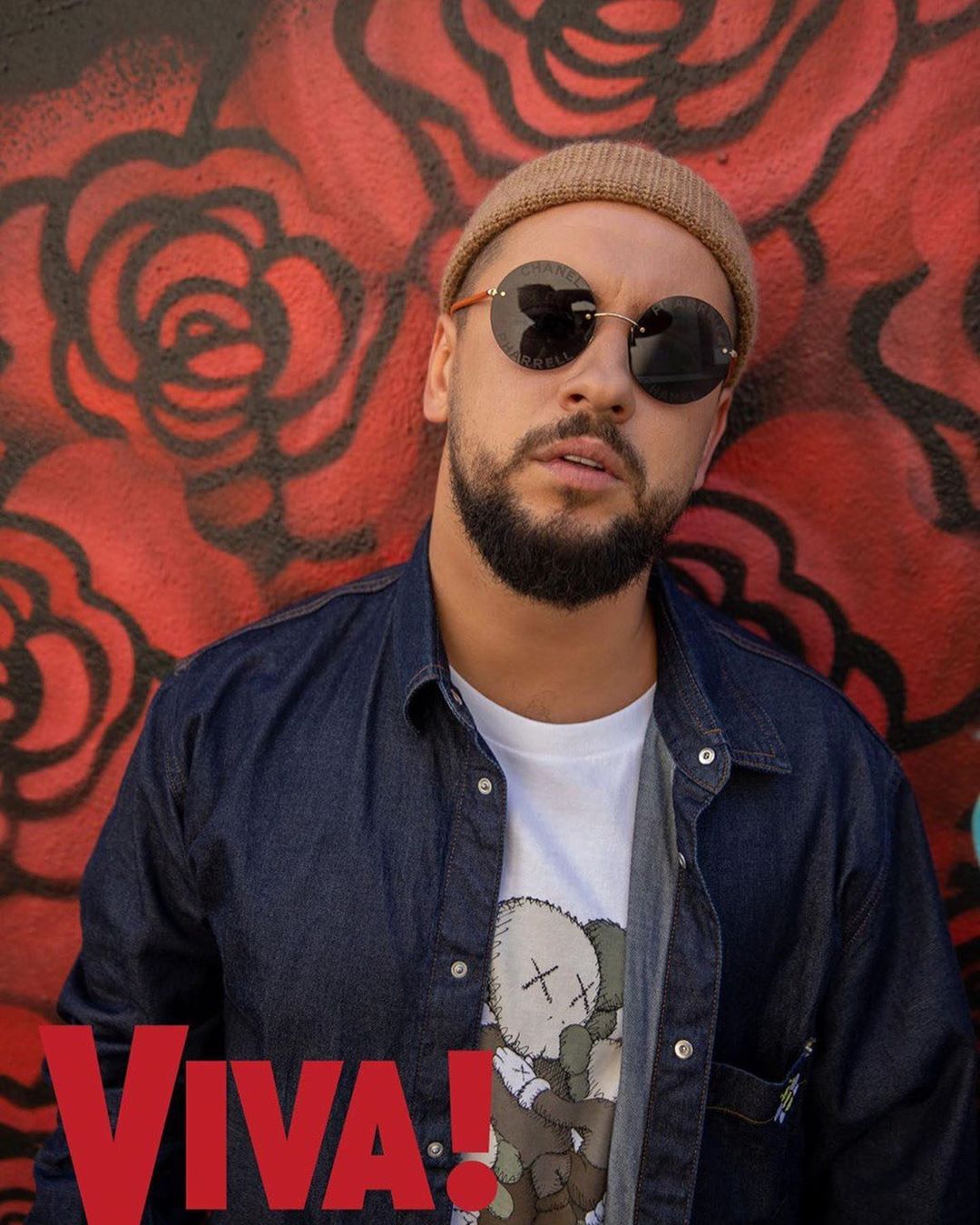 Время наслаждаться друг другом: MONATIK украсил обложку глянца и рассказал о самоизоляции