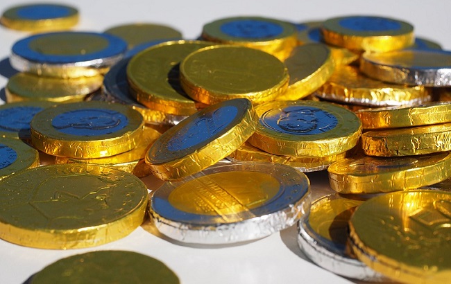 На Хануку дарят шоколадные монетки