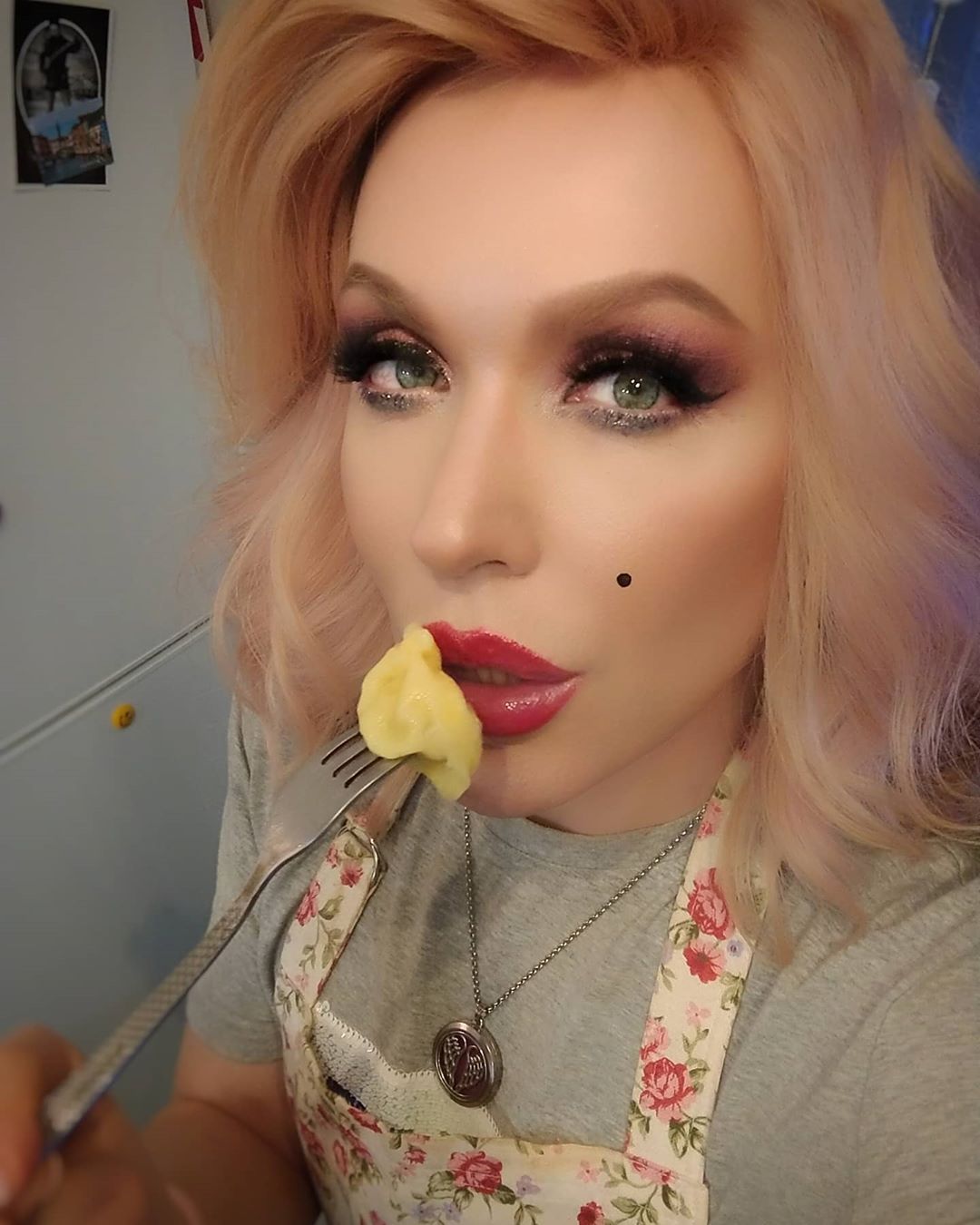 Як не набрати вагу під час карантину: діва Монро поділилася своїми лайфхаками