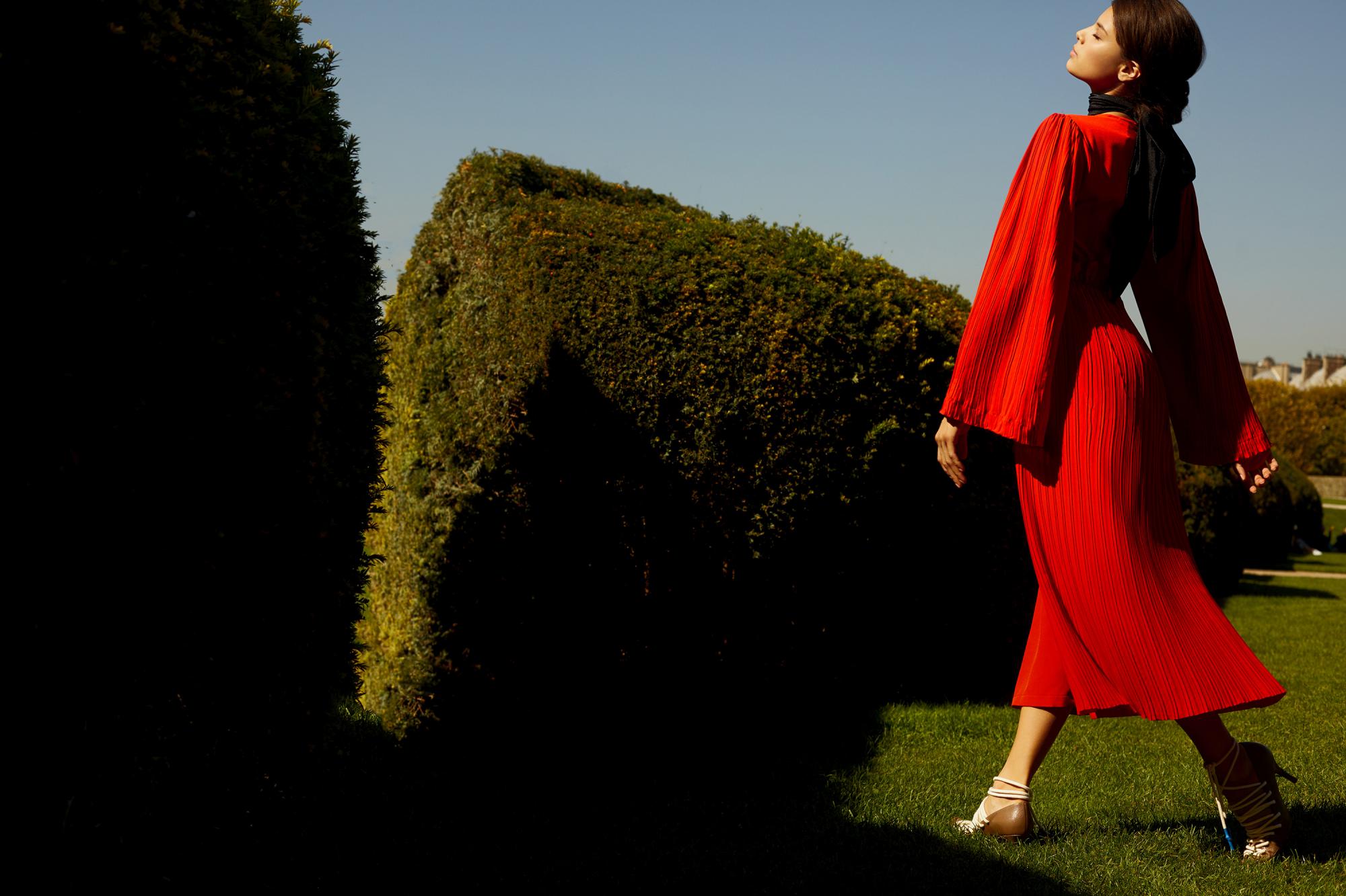 Michelle Andrade стала лицом совместной коллекции MUST HAVE и LITKOVSKAYA