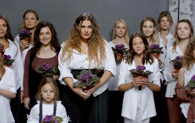 Учат украинский: песня KAZKA стала самой популярной у россиян