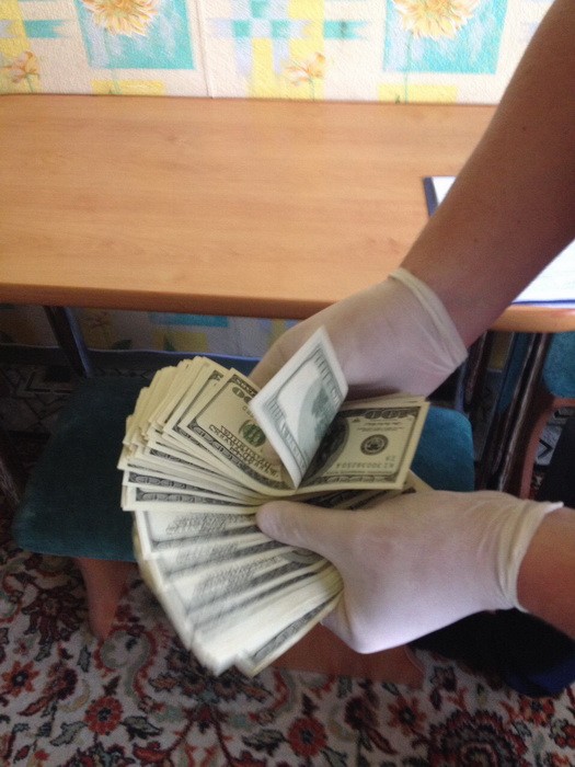 СБУ задержала на взятке чиновников Госгеокадастра