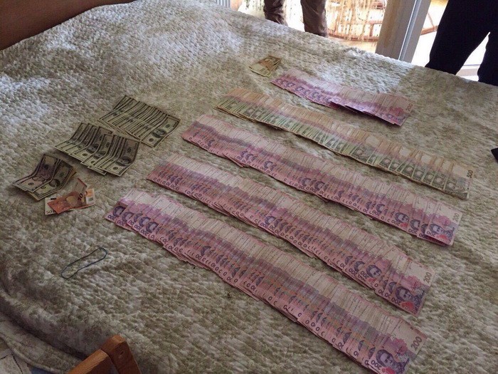 Співробітник ДФС затриманий на хабарі у 238 тис. гривень, - СБУ