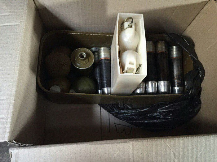 СБУ виявила три схованки зі зброєю та боєприпасами у зоні АТО