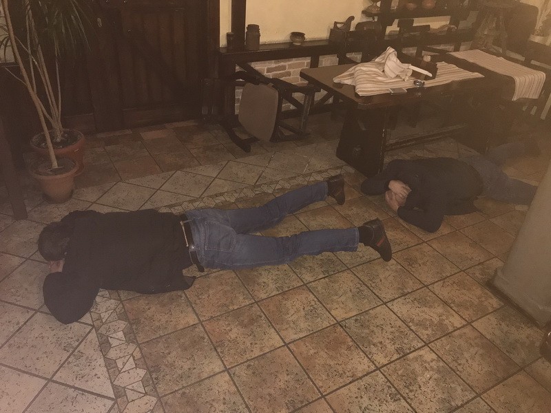 На Донбасі СБУ затримала угрупування рекетирів