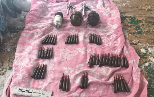 СБУ блокировала незаконный оборот оружия в нескольких регионах Украины