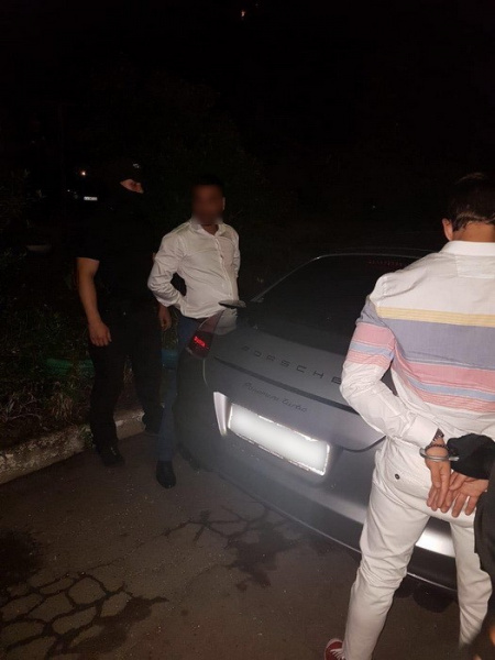 СБУ задержала организованную банду на вымогательстве 70 тыс. долларов с бизнесменов