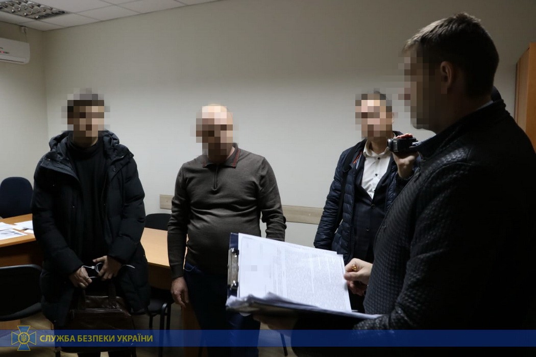 Харківські чиновники привласнили мільйони на ремонт доріг